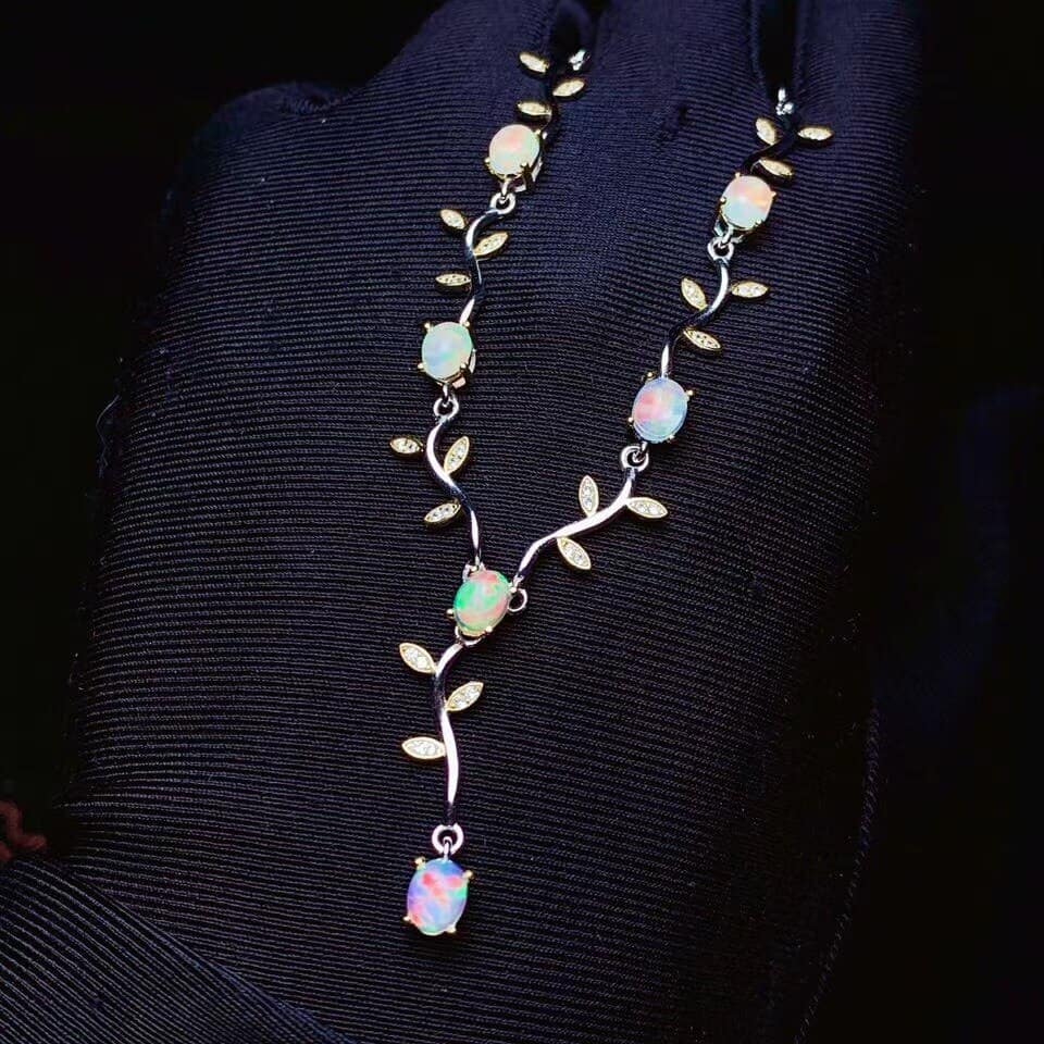 Natural Oval Opal Silver Fire Color Necklace ACCESSORIES ba2a9c6c8c77e03f83ef8b: 45cm